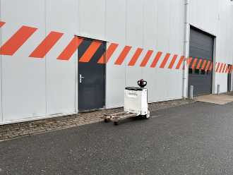 Wózki widłowe używane LINDE T16 ELEKTRO NIEDERHUBWAGENSEMIELEKTRISCH (13063898)