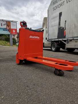 Wózki widłowe używane LINDE T16 Li-Ion ELEKTRO NIEDERHUBWAGENSEMIELEKTRISCH (12812840)