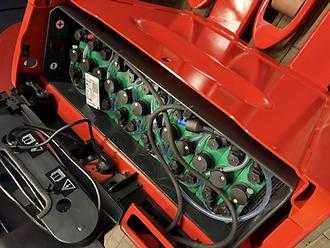 Wózki widłowe używane LINDE T20 ELEKTRO NIEDERHUBWAGENDEICHSEL (13062429)