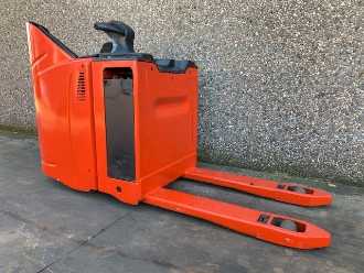 Wózki widłowe używane LINDE T20SP FRUTERA ELEKTRO NIEDERHUBWAGENSEMIELEKTRISCH (12995892)