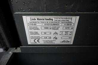 Wózki widłowe używane LINDE V 10-02 - 1.190 Stunden ELEKTRO NIEDERHUBKOMMISSIONIERER (12974847)