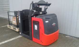 Wózki widłowe używane LINDE V08-02 ELEKTRO NIEDERHUBKOMMISSIONIERER (12775223) backdrop