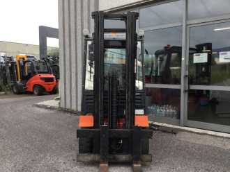 Wózki widłowe używane LUGLI 305.4 DIESEL VIERRADFRONTSTAPLER (13069919)