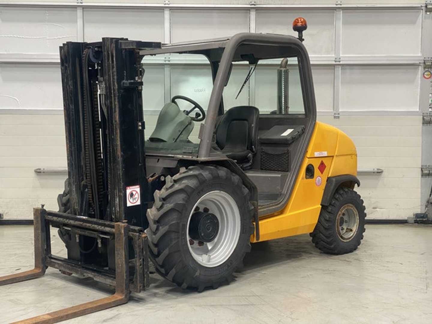 Wózki widłowe używane MANITOU MH20-4 DIESEL VIERRADFRONTSTAPLER (12975235)