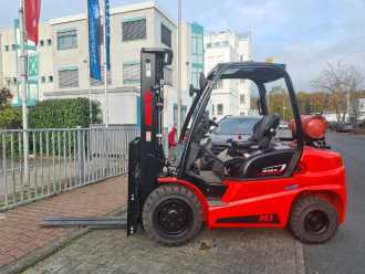 Wózki widłowe używane MANITOU MI 35 Gas Triplex GAS VIERRADFRONTSTAPLER (12998638)