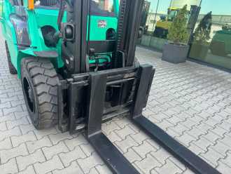 Wózki widłowe używane MITSUBISHI FD35NT / Diesel/6012 hours / New price DIESEL VIERRADFRONTSTAPLER (13003885)