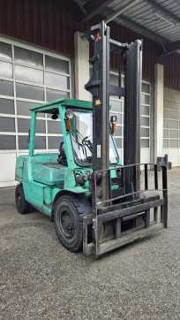 Wózki widłowe używane MITSUBISHI FD45K DIESEL VIERRADFRONTSTAPLER (13075330) backdrop