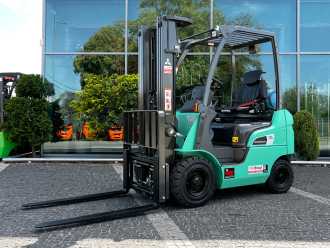 Wózki widłowe używane MITSUBISHI FG15N GAS VIERRADFRONTSTAPLER (13005106)