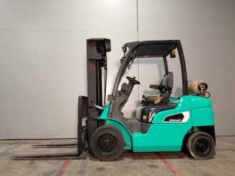 Wózki widłowe używane MITSUBISHI FG25NT GAS VIERRADFRONTSTAPLER (13026680)