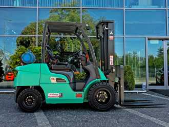 Wózki widłowe używane MITSUBISHI FG30N GAS VIERRADFRONTSTAPLER (13005107)