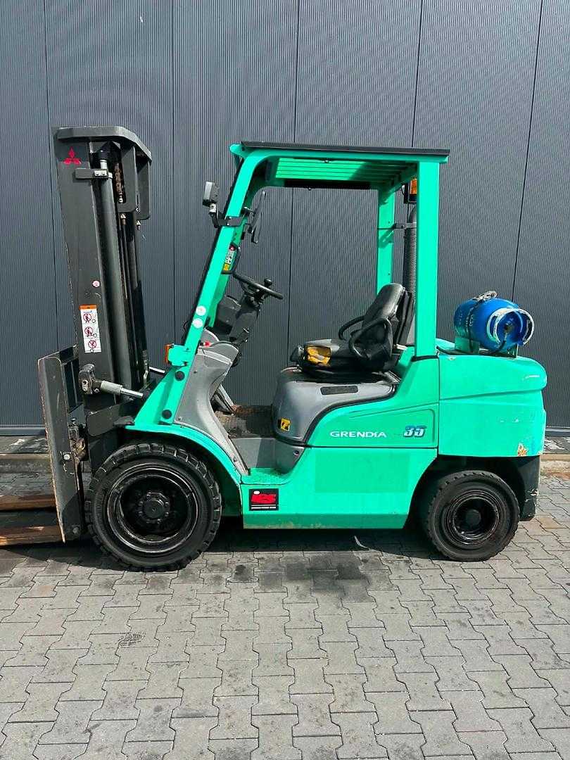 Wózki widłowe używane MITSUBISHI FG35 GAS VIERRADFRONTSTAPLER (13065246)