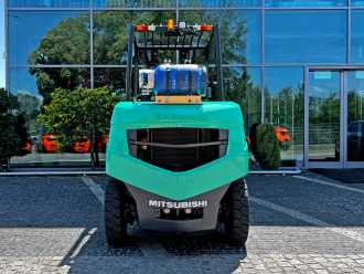 Wózki widłowe używane MITSUBISHI FG55NT GAS VIERRADFRONTSTAPLER (13005108)