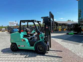 Wózki widłowe używane MITSUBISHI FG55NT GAS VIERRADFRONTSTAPLER (13005108)