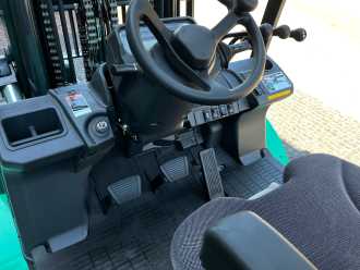 Wózki widłowe używane MITSUBISHI FG55NT GAS VIERRADFRONTSTAPLER (13005108)