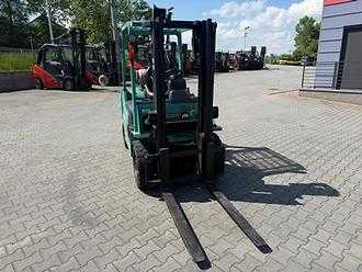 Wózki widłowe używane MITSUBISHI Mitsubishi FGE20T Petrol/LPG Forklift, FRONT and REAR Lights, Turn Signals BENZIN VIERRADFRONTSTAPLER (12999450)