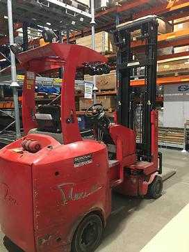 Wózki widłowe używane NARROW_AISLE G4 1000 AC  ELEKTRO VIERRADFRONTSTAPLER (12905178)