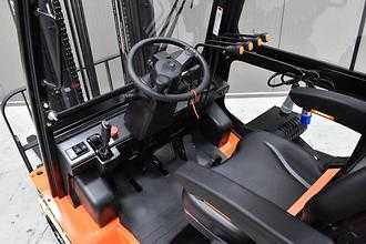 Wózki widłowe używane NOBLELIFT CPD38 A 3300 ELEKTRO VIERRADFRONTSTAPLER (13072845)