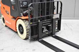 Wózki widłowe używane NOBLELIFT FE4P20Q 4800 ELEKTRO VIERRADFRONTSTAPLER (13072880)