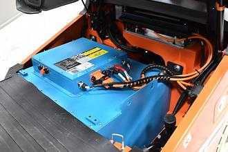 Wózki widłowe używane NOBLELIFT FE4P30P 5500 ELEKTRO VIERRADFRONTSTAPLER (13072886)