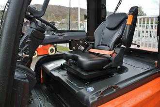 Wózki widłowe używane NOBLELIFT FE4P50Q ELEKTRO VIERRADFRONTSTAPLER (13010613)