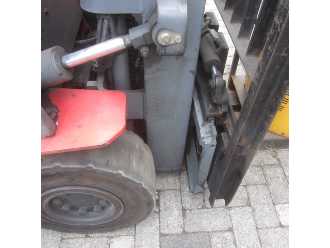 Wózki widłowe używane NYK Nichiyu FPC25PN ELEKTRO VIERRADFRONTSTAPLER (13065061)