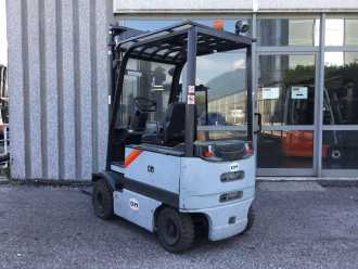 Wózki widłowe używane OM EU 20 ELEKTRO VIERRADFRONTSTAPLER (13069674)