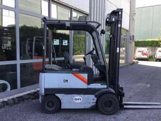 Wózki widłowe używane OM EU 20 ELEKTRO VIERRADFRONTSTAPLER (13069674)