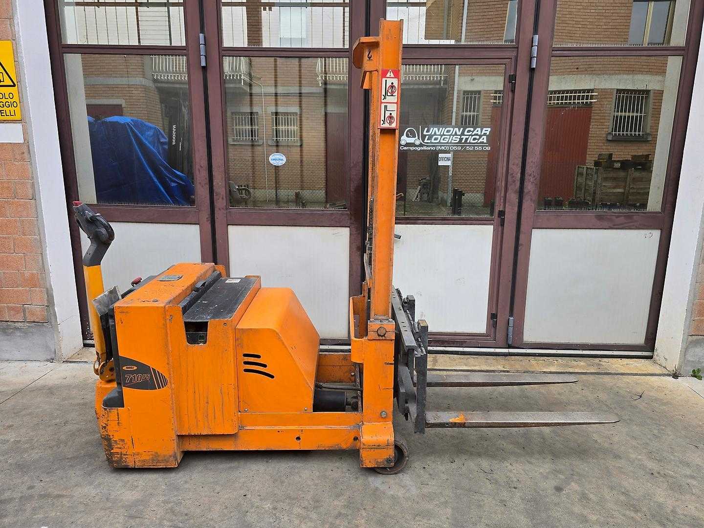 Wózki widłowe używane OMG 710FS ELEKTRO HOCHHUBWAGENDEICHSEL (13023431)