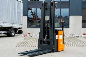 Wózki widłowe używane STILL EGV 20 ELEKTRO HOCHHUBWAGENDEICHSEL (13025312) backdrop