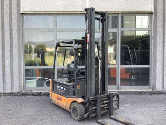 Wózki widłowe używane STILL R 20-16 ELEKTRO DREIRADFRONTSTAPLER (13075241) backdrop