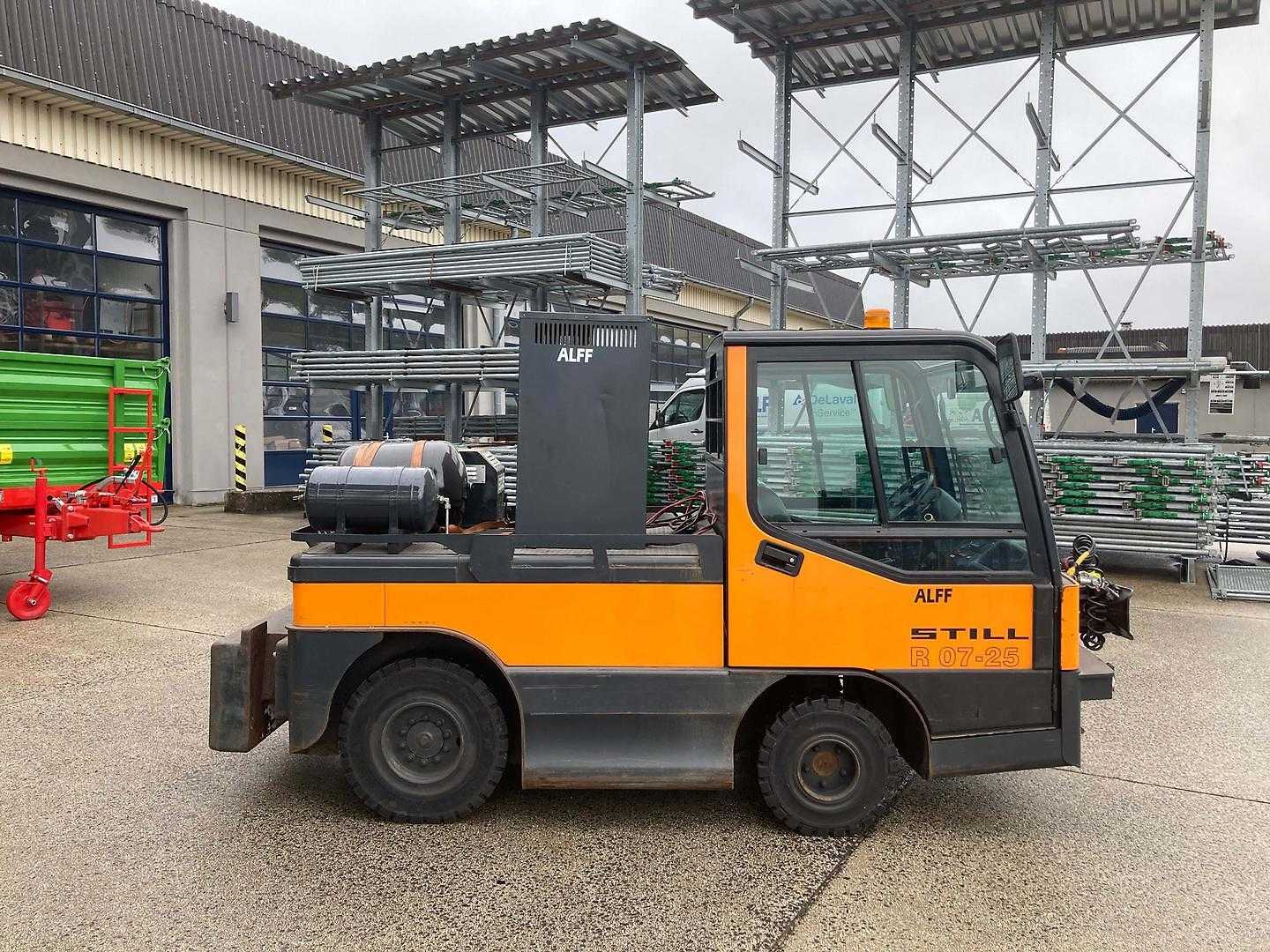 Wózki widłowe używane STILL R07-25 ELEKTRO SCHLEPPER (12324889)