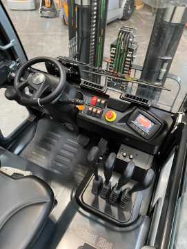 Wózki widłowe używane STILL RCE30 ELEKTRO VIERRADFRONTSTAPLER (13005969)