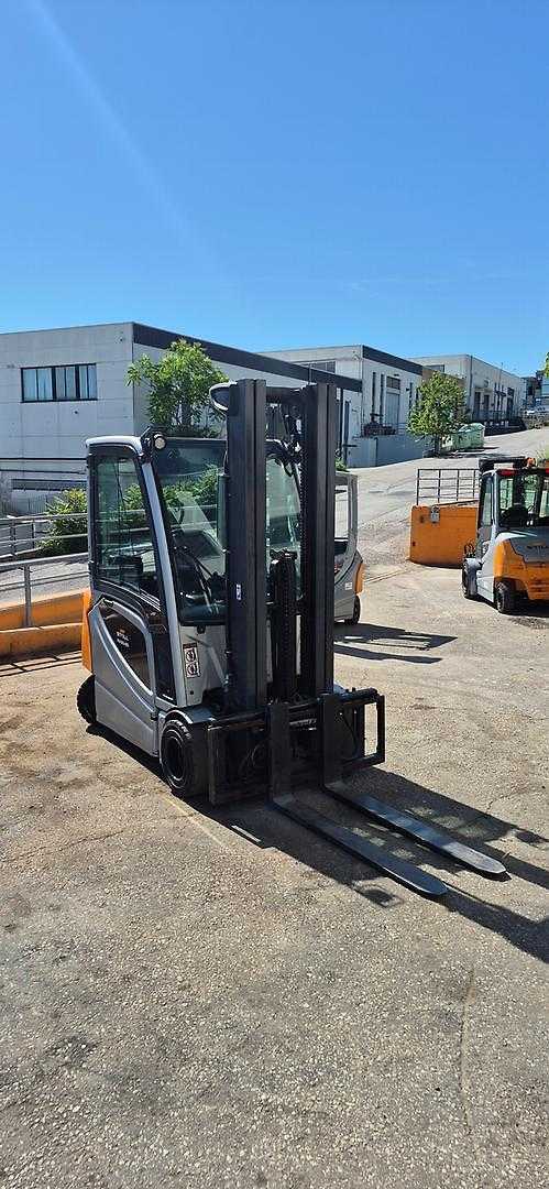 Wózki widłowe używane STILL RX 20-20 PL ELEKTRO VIERRADFRONTSTAPLER (13046872)
