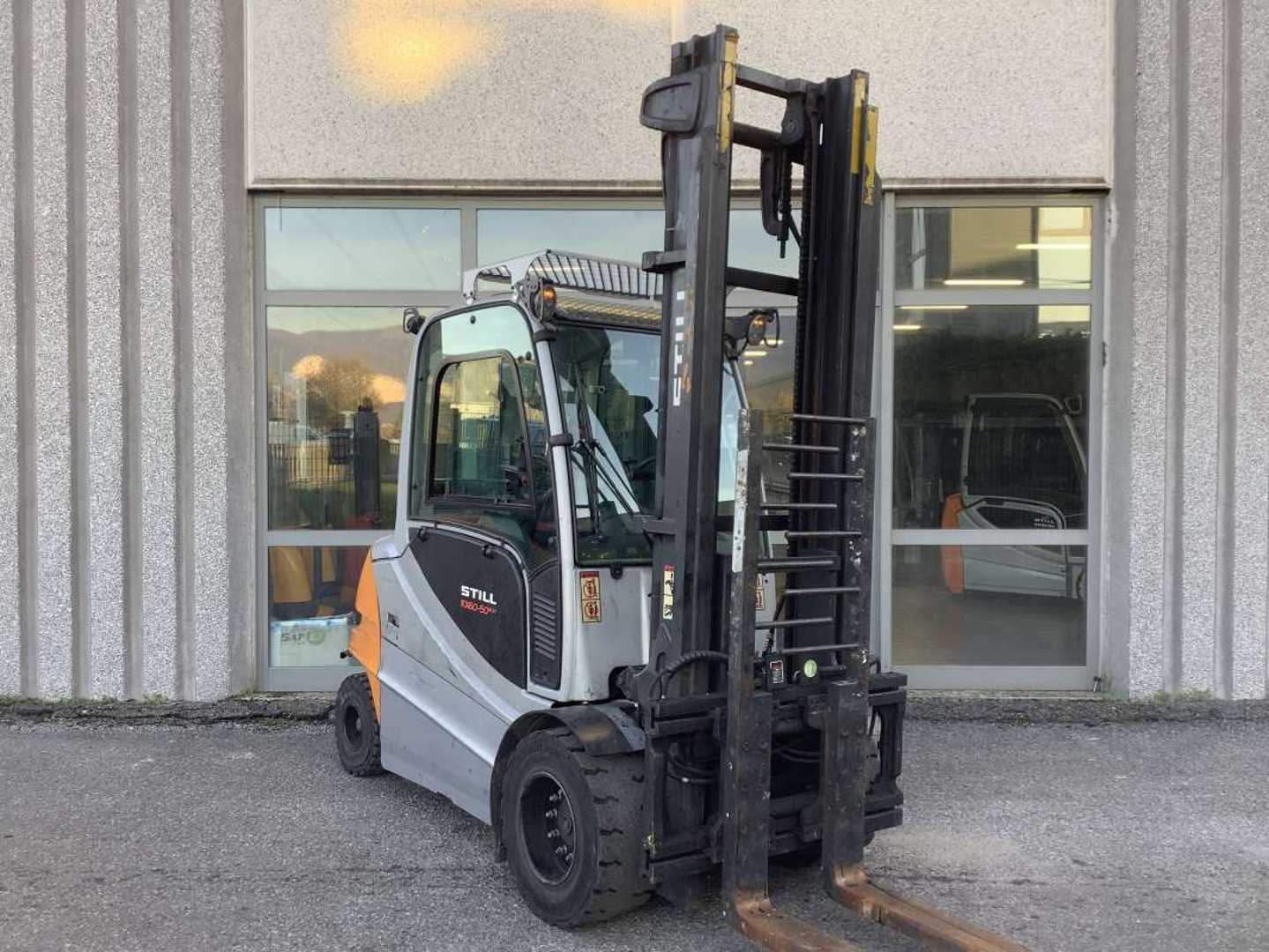 Wózki widłowe używane STILL RX 60-50/600 ELEKTRO VIERRADFRONTSTAPLER (13012944)