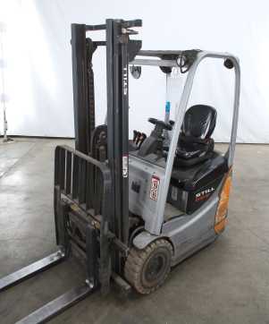 Wózki widłowe używane STILL RX50-10C/LIION ELEKTRO DREIRADFRONTSTAPLER (12802465) backdrop