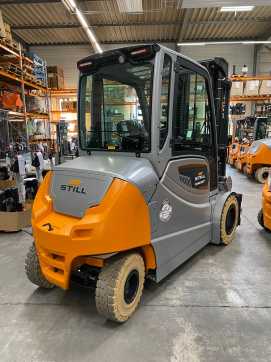 Wózki widłowe używane STILL RX60-50/600 ELEKTRO VIERRADFRONTSTAPLER (13045952)