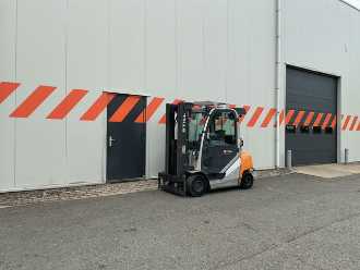 Wózki widłowe używane STILL RX70-25T GAS VIERRADFRONTSTAPLER (13054812)