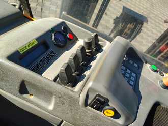 Wózki widłowe używane STILL UFS250 DTFVRF900 ELEKTRO VIERWEGESTAPLER (13005114)