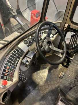 Wózki widłowe używane SVETRUCK 1612038 DIESEL VIERRADFRONTSTAPLER (13037918)