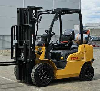Wózki widłowe używane TCM FGE25-E2 UNUSED TRIPLEX4300mm WEITERE WEITERE (12989203)