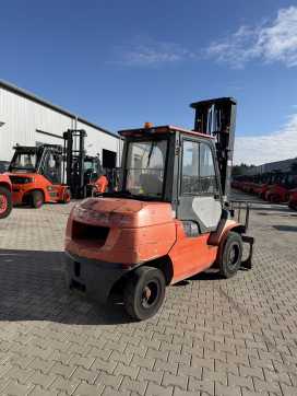 Wózki widłowe używane TOYOTA 42-7FD45 DIESEL VIERRADFRONTSTAPLER (13072987)