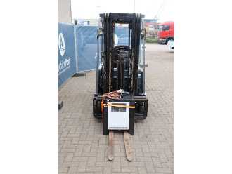 Wózki widłowe używane TOYOTA 7FBEF18 ELEKTRO VIERRADFRONTSTAPLER (13033563)