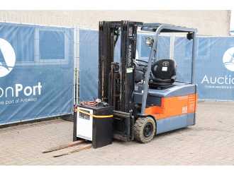 Wózki widłowe używane TOYOTA 7FBEF18 ELEKTRO VIERRADFRONTSTAPLER (13062986)