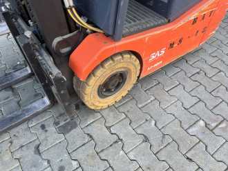 Wózki widłowe używane TOYOTA 7FBEST13 ELEKTRO DREIRADFRONTSTAPLER (13075659)