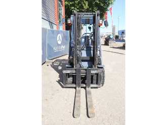 Wózki widłowe używane TOYOTA 7FBMF30 ELEKTRO VIERRADFRONTSTAPLER (13063405)