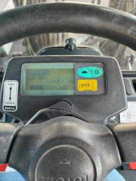 Wózki widłowe używane TOYOTA 7FBMF40 ELEKTRO VIERRADFRONTSTAPLER (12945689)