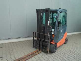 Wózki widłowe używane TOYOTA 8 FBMT 18 ELEKTRO VIERRADFRONTSTAPLER (13076415)