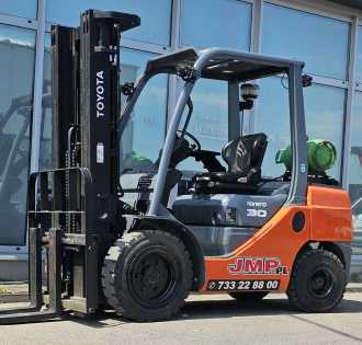 Wózki widłowe używane TOYOTA 8 FG 30 F WEITERE WEITERE (12989209)