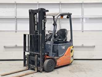Wózki widłowe używane TOYOTA 8FBE15T ELEKTRO DREIRADFRONTSTAPLER (13058625) backdrop