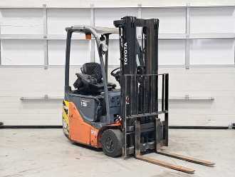 Wózki widłowe używane TOYOTA 8FBE15T ELEKTRO DREIRADFRONTSTAPLER (13058625)